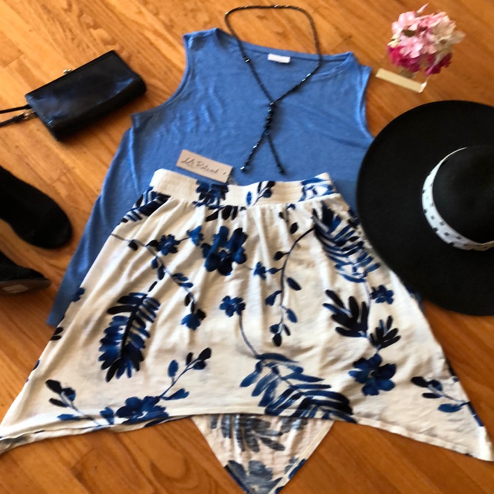 🌺 LA Relaxed; Brand New w/Tags! SUPER CUTE Layered Print Skirt Misses Sm!!